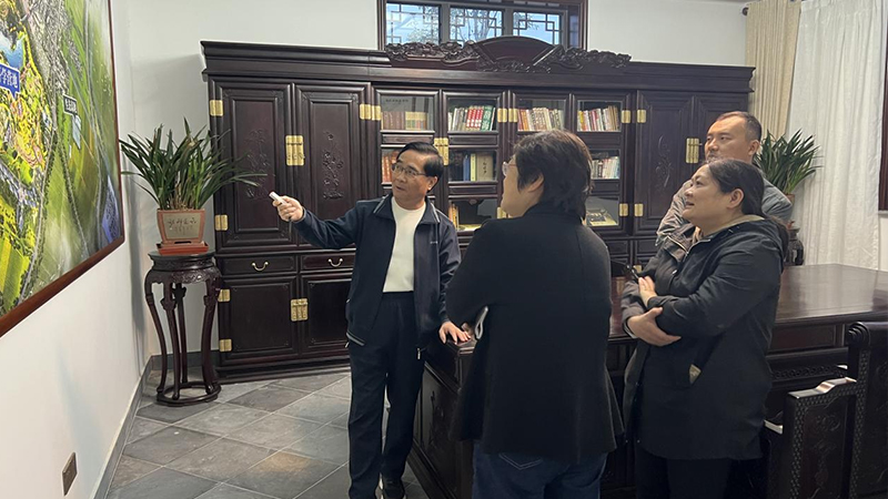 淮北市商務局戴文麗一行蒞臨十里長山文化旅游產(chǎn)業(yè)園調研